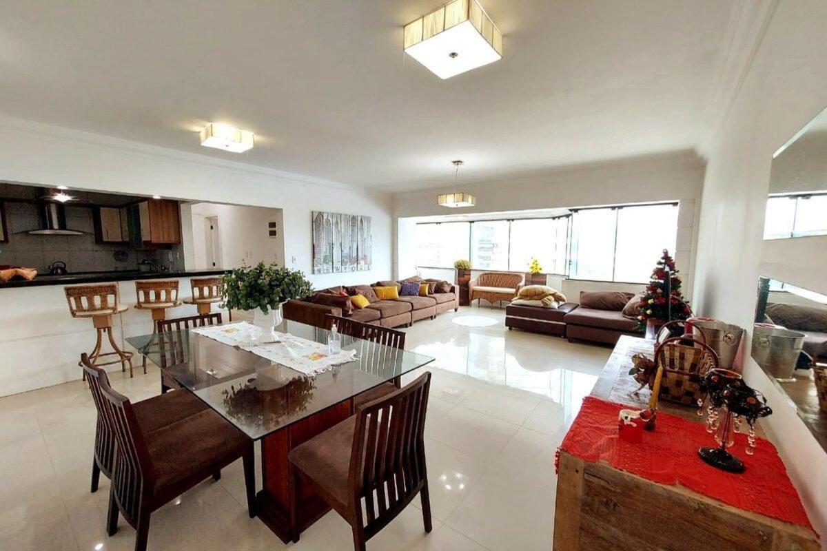 Apto Amplo 1Suite Mais 2Quartos - Quadra Mar 50M Da Praia - Somente Familiares Balneário Camboriú Kültér fotó