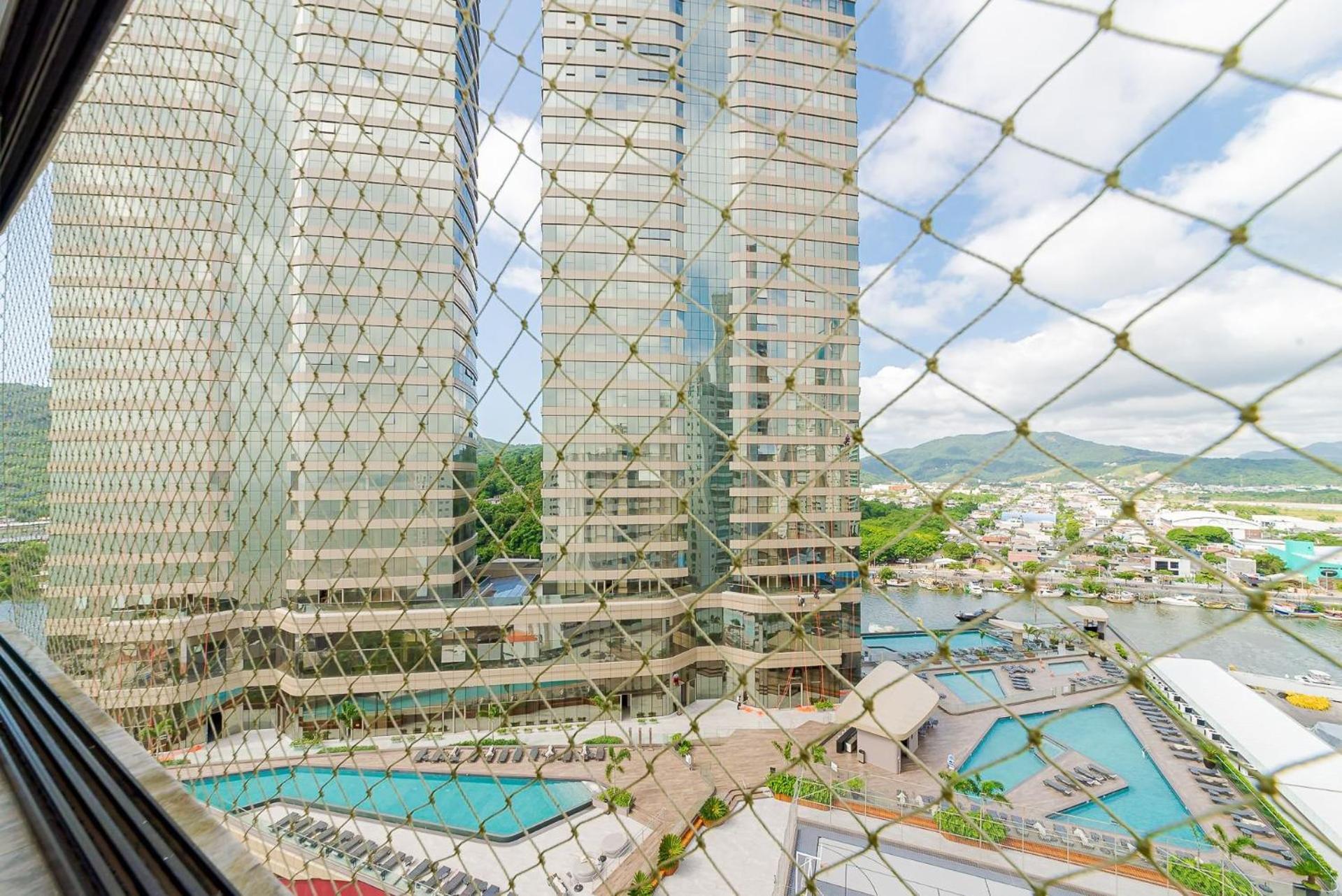 Apto Amplo 1Suite Mais 2Quartos - Quadra Mar 50M Da Praia - Somente Familiares Balneário Camboriú Kültér fotó