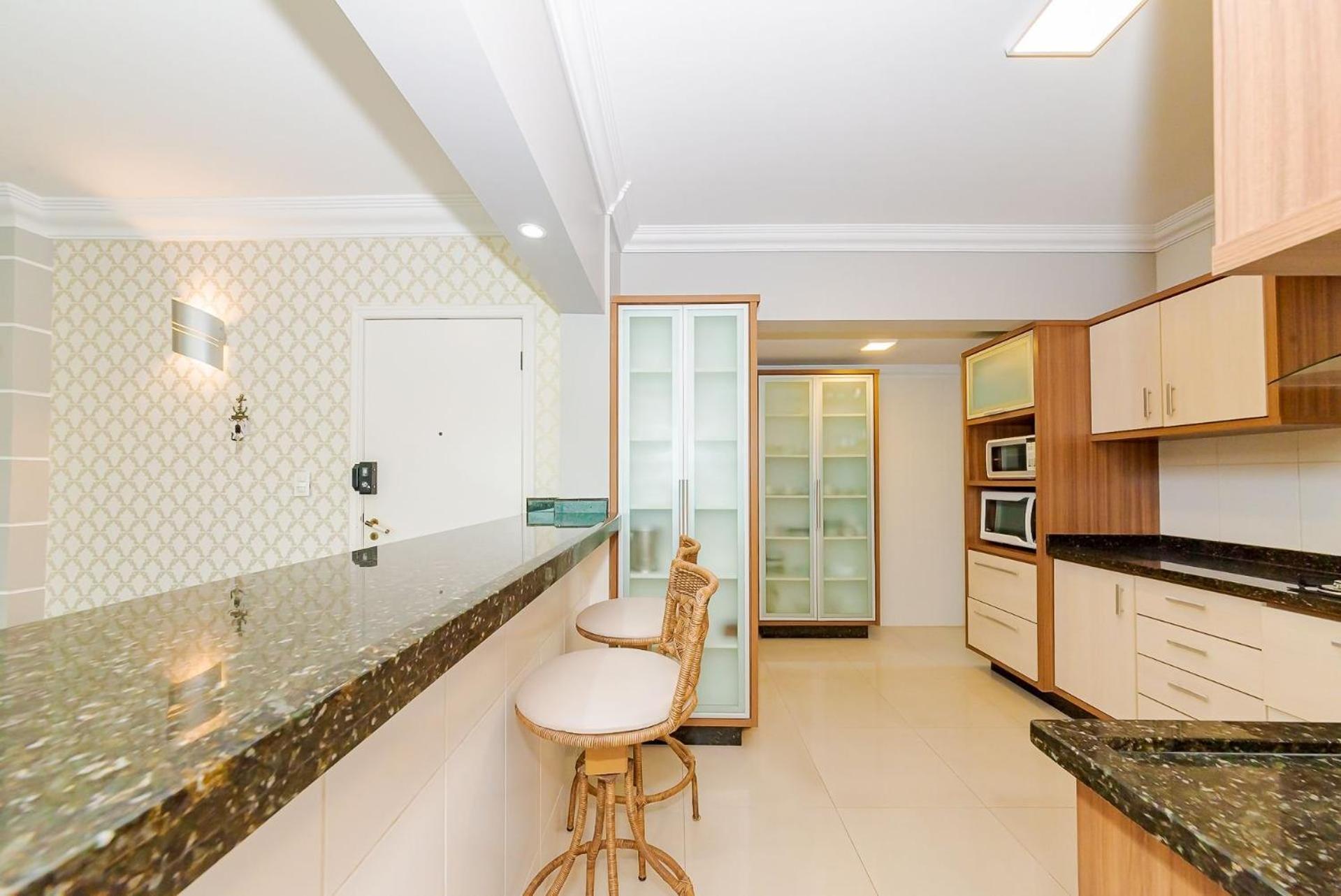Apto Amplo 1Suite Mais 2Quartos - Quadra Mar 50M Da Praia - Somente Familiares Balneário Camboriú Kültér fotó
